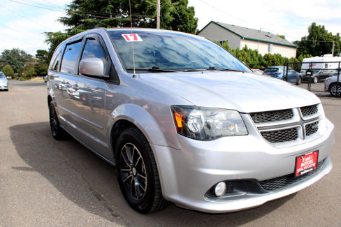 Used 2017 Dodge Grand Caravan GT image 7