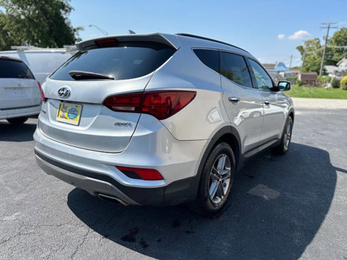 Used 2017 Hyundai Santa Fe Sport image 3