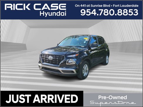 Used 2022 Hyundai Venue SE image 1