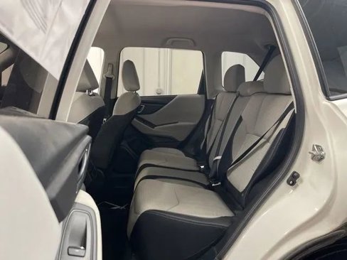 Used 2022 Subaru Forester image 11