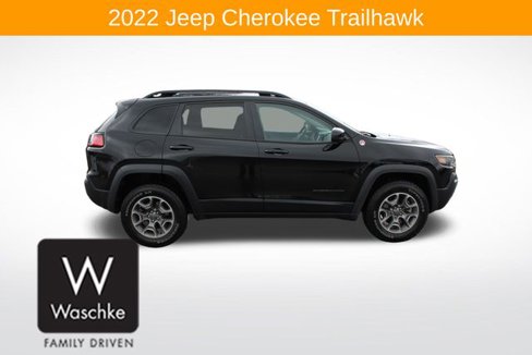 Used 2022 Jeep Cherokee Trailhawk image 8