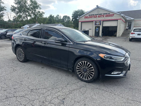 Used 2018 Ford Fusion Titanium image 3