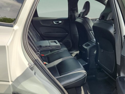 Used 2022 Volvo XC60 T8 R-Design w/ Advanced Package image 15