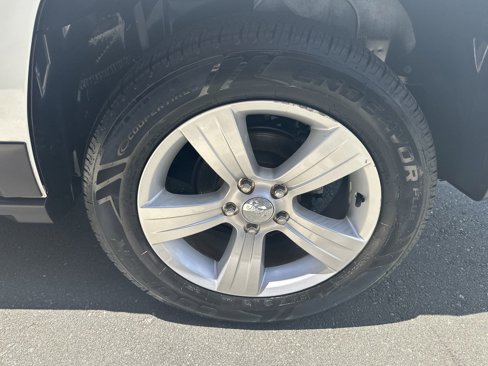 Used 2014 Jeep Patriot Limited image 30