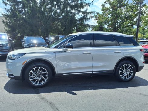Used 2021 Lincoln Corsair AWD image 3