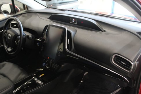 Used 2021 Toyota Prius Prime Limited image 23