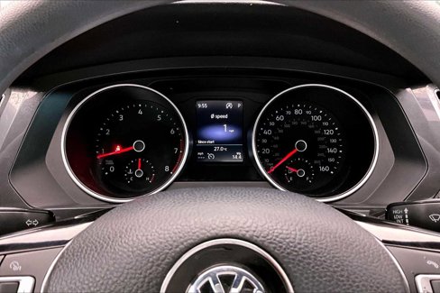 Used 2018 Volkswagen Tiguan S image 24