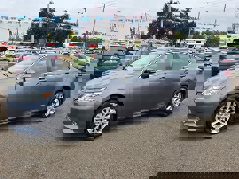 Used 2015 Lexus ES 300h image 33