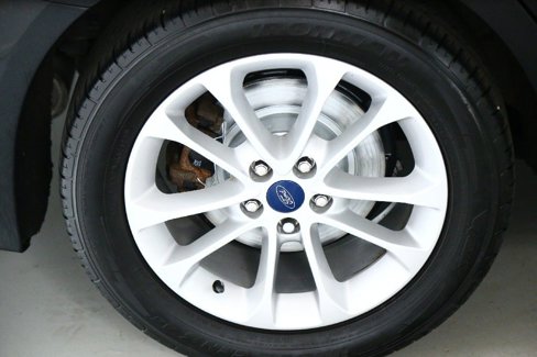 Used 2020 Ford Fusion SE image 12