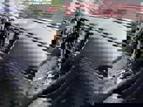 Used 2021 Chevrolet Traverse Premier image 30