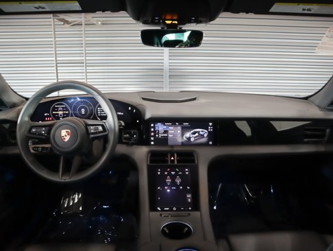 Used 2023 Porsche Taycan image 15