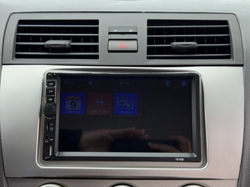 Used 2010 Toyota Camry image 23