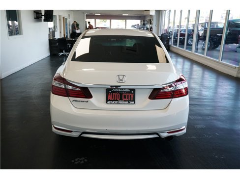 Used 2017 Honda Accord LX image 6