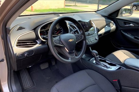 Used 2023 Chevrolet Malibu LS image 12