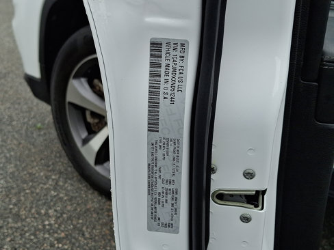 Used 2022 Jeep Cherokee Limited w/ Mopar Interior Package image 27