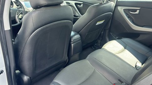 Used 2014 Hyundai Elantra Limited w/ Option Group 03 image 32