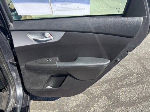Used 2023 Kia Forte LXS image 14