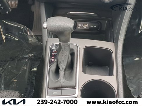 Used 2020 Kia Optima LX image 17