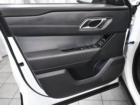 Used 2023 Land Rover Range Rover Velar R-Dynamic S image 9