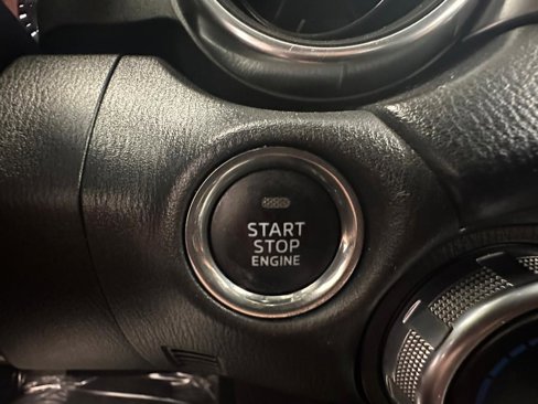 Used 2017 FIAT 124 Spider Classica image 36