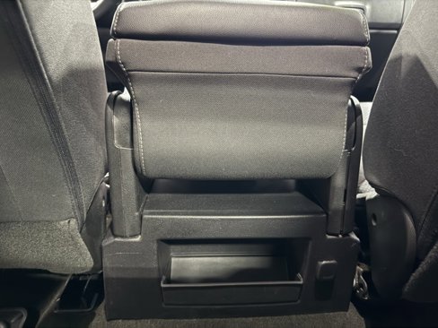 Used 2016 GMC Sierra 1500 SLE image 29