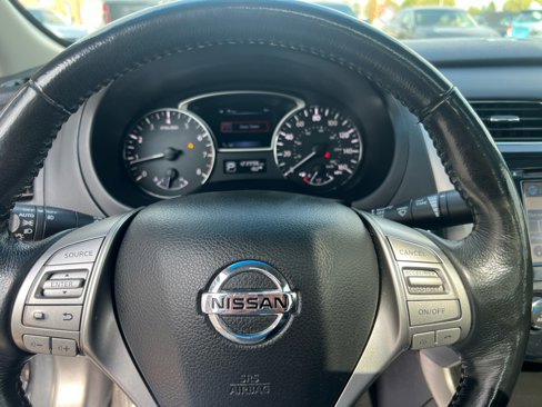 Used 2013 Nissan Altima 2.5 SL image 18