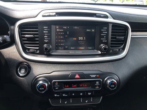 Used 2019 Kia Sorento EX image 17