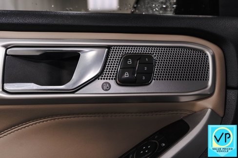Used 2020 Ford Explorer Limited image 29
