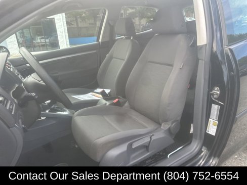 Used 2008 Volkswagen Rabbit S image 11