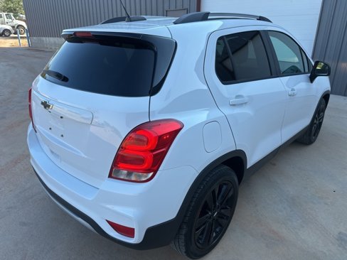 Used 2020 Chevrolet Trax LT w/ Redline Edition image 7