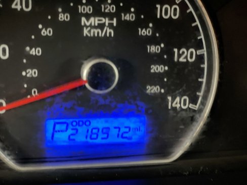 Used 2010 Hyundai Elantra GLS image 12