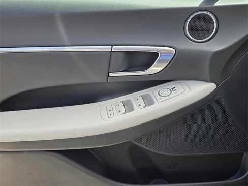 Certified 2023 Hyundai Sonata SEL image 29
