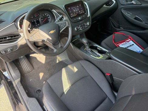 Used 2023 Chevrolet Malibu LT image 10