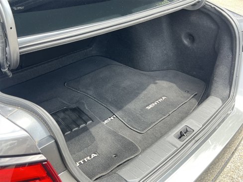 Certified 2022 Nissan Sentra SR image 21