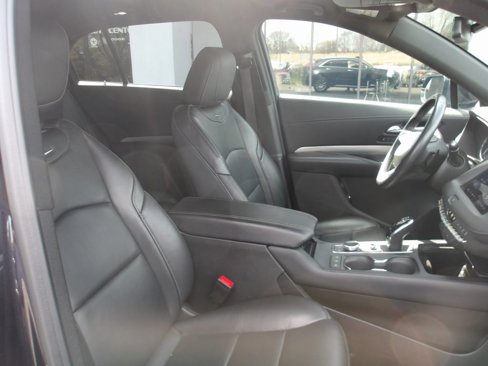 Used 2023 Cadillac XT4 Premium Luxury image 18
