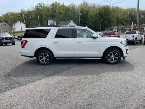 Used 2018 Ford Expedition Max XLT w/ Equipment Group 202A image 9