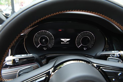 New 2025 Bentley Flying Spur Plug-In Hybrid image 15