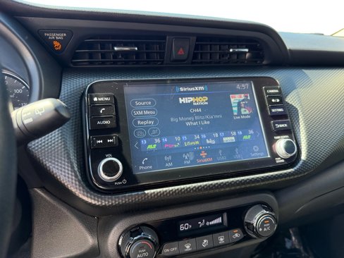 Used 2022 Nissan Kicks SV image 12