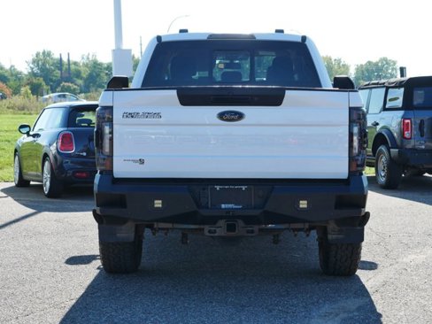 Certified 2022 Ford F350 Lariat w/ Chrome Package image 4