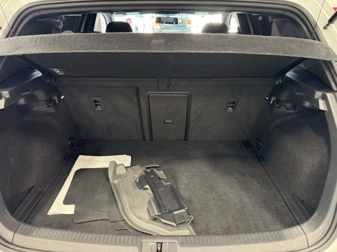 Used 2015 Volkswagen GTI S image 22