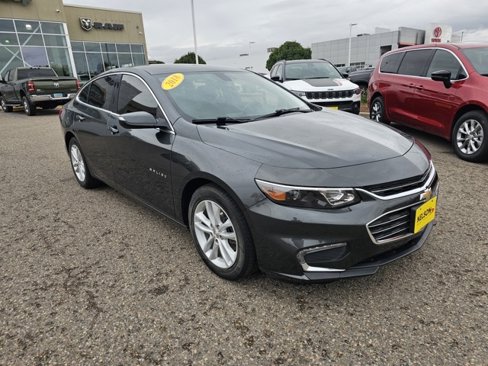 Used 2018 Chevrolet Malibu LT image 4