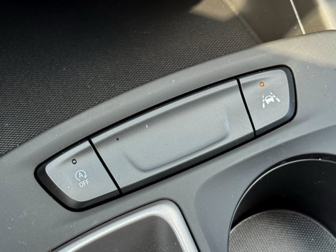 Used 2024 Chevrolet Trax LS image 17