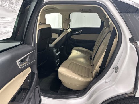 Used 2018 Ford Edge SEL w/ Equipment Group 201A image 23
