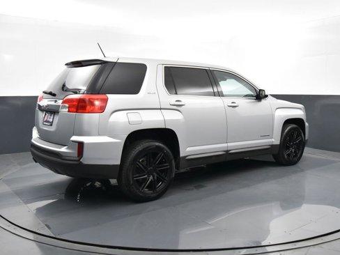 Used 2017 GMC Terrain SLE image 27