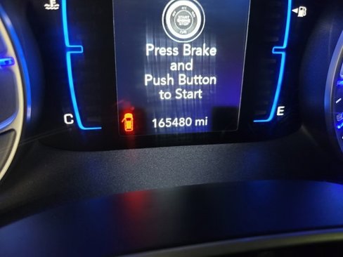 Used 2018 Chrysler Pacifica Touring-L w/ Premium Audio Group image 3