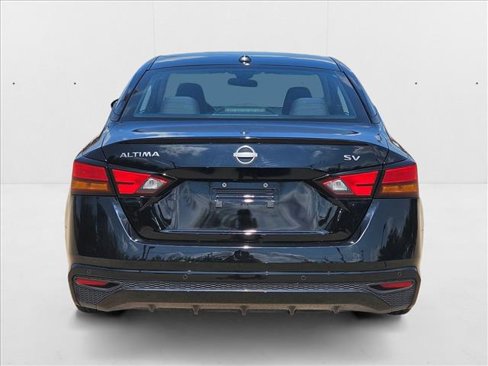 Used 2023 Nissan Altima 2.5 SV image 7