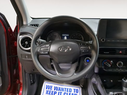 Used 2022 Hyundai Kona SEL image 12