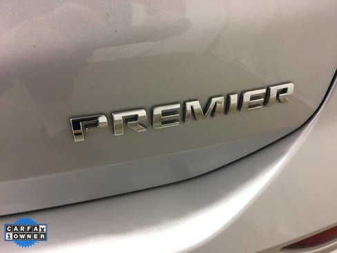 Used 2019 Chevrolet Equinox Premier image 12