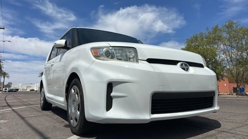 Used 2011 Scion xB image 7