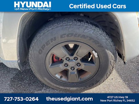 Used 2012 Jeep Liberty Arctic image 6